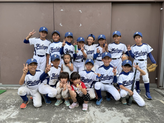 令和7年10月5､12､13日 信濃毎日新聞社旗